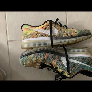 Men’s Nike Air Max flyknit